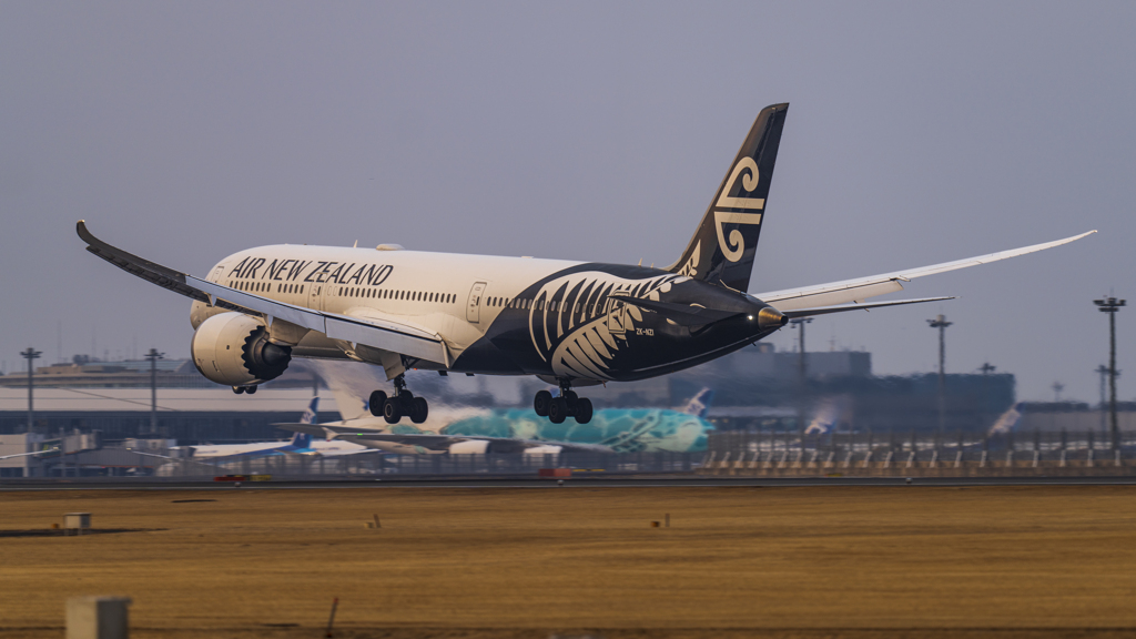 成田空港にて