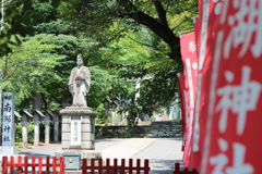 真夏の参道