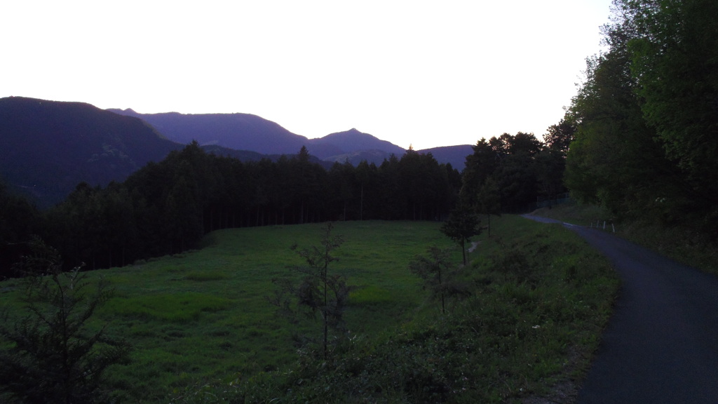 2013/04/28_外秩父山中の草原