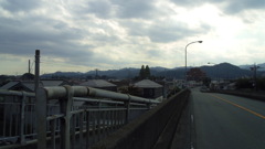 2012/10/20_毛呂山の陸橋から外秩父の山々を望む