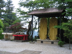2012/06/23_子ノ権現 巨大な草鞋と下駄