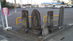 2013/01/03_田波目交差点の石碑群