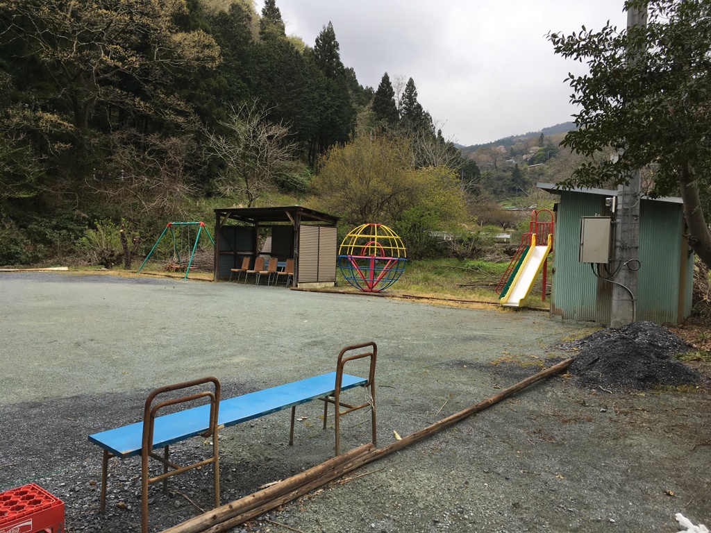2020/04/12_外秩父山中の公園