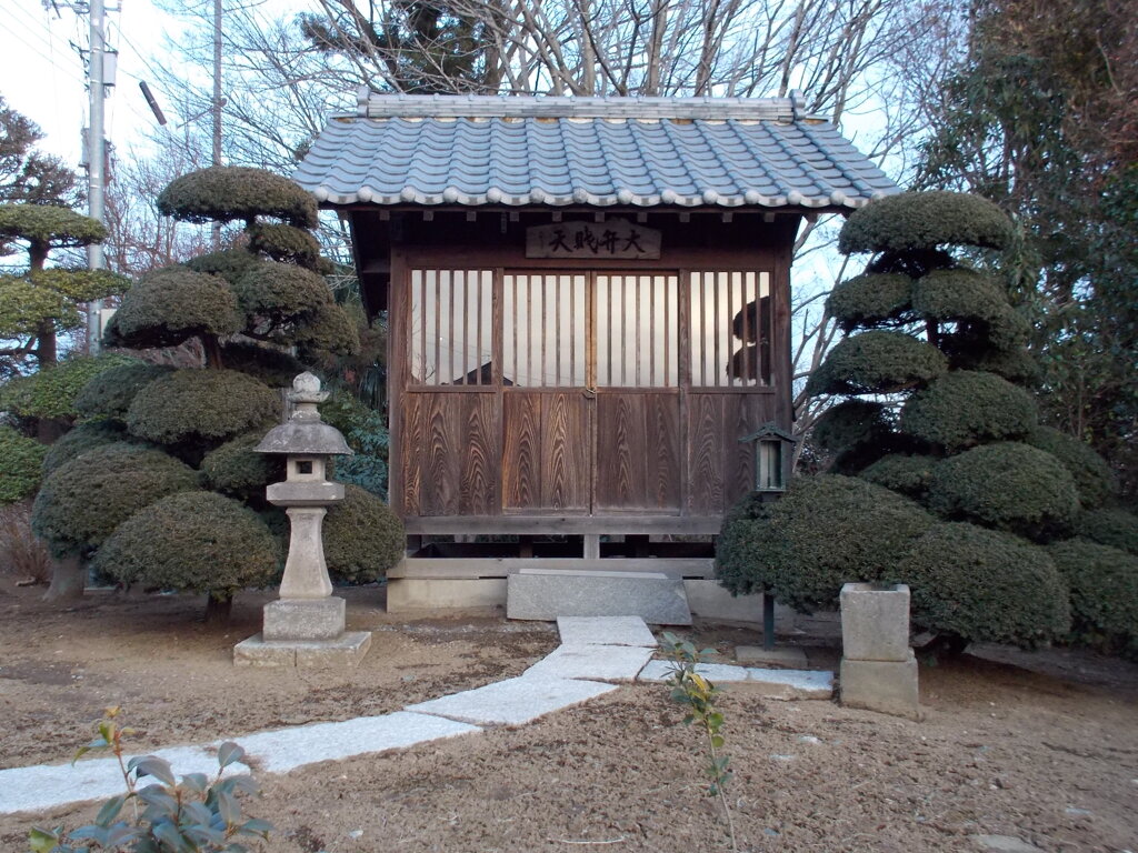 2013/02/09_幸福寺の向かいの大弁財天