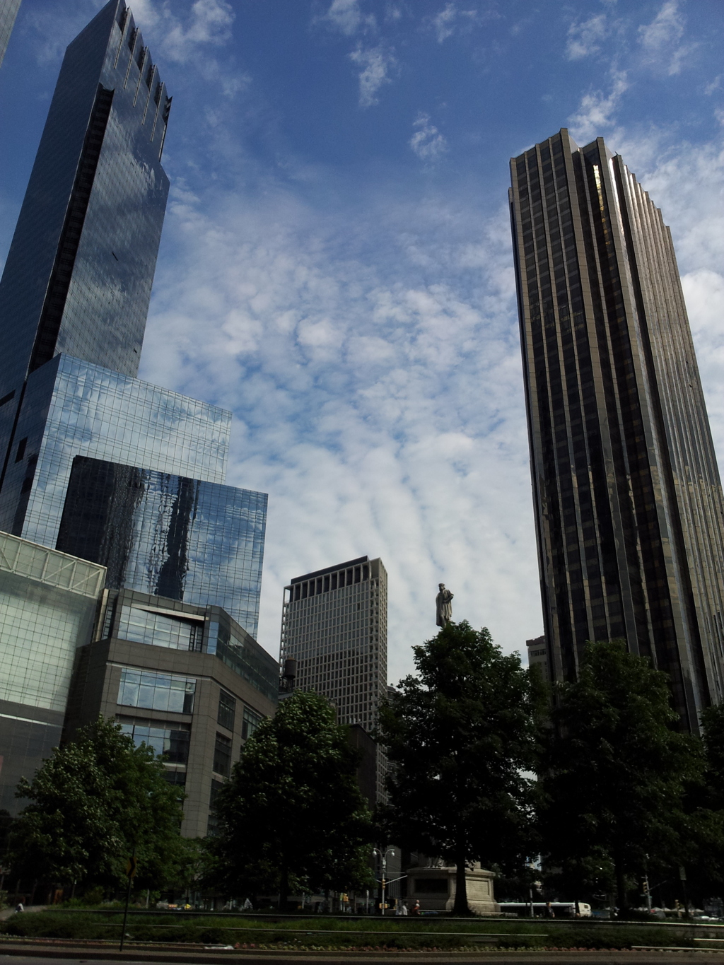 2019/06/16_コロンバス・サークルの高層ビル