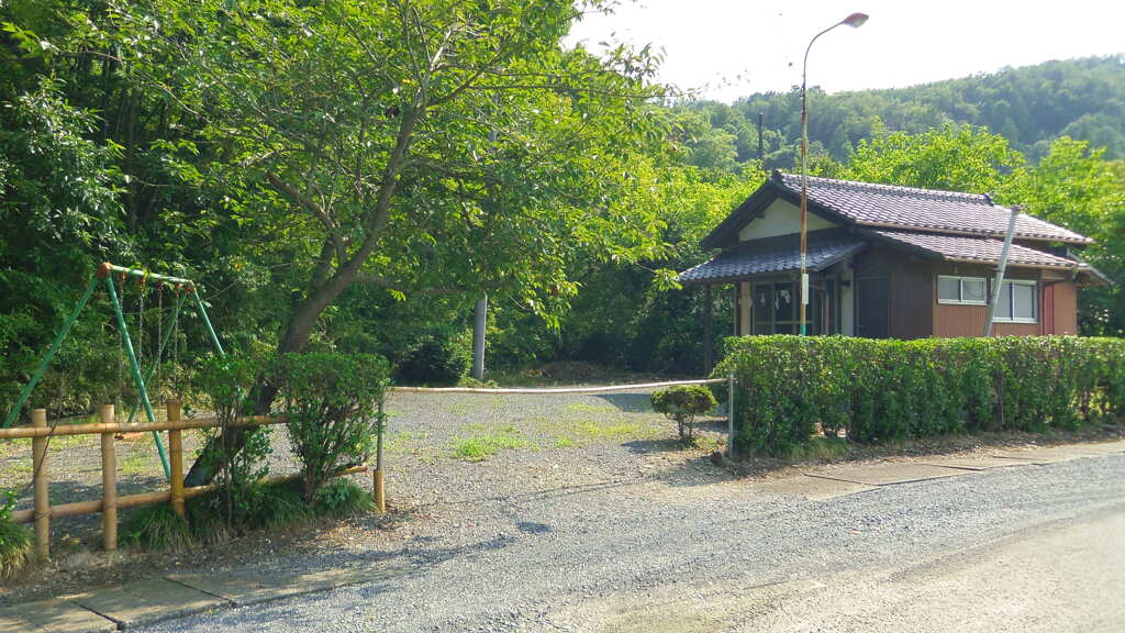 2013/08/31_神社? と公民館