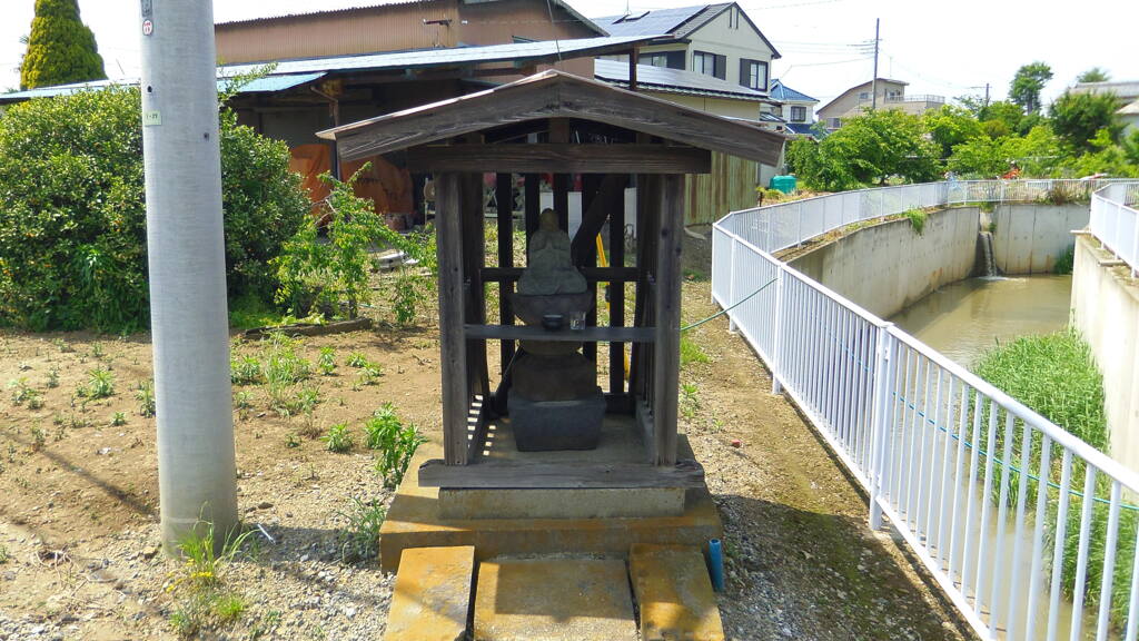 2013/05/18_路傍の石像