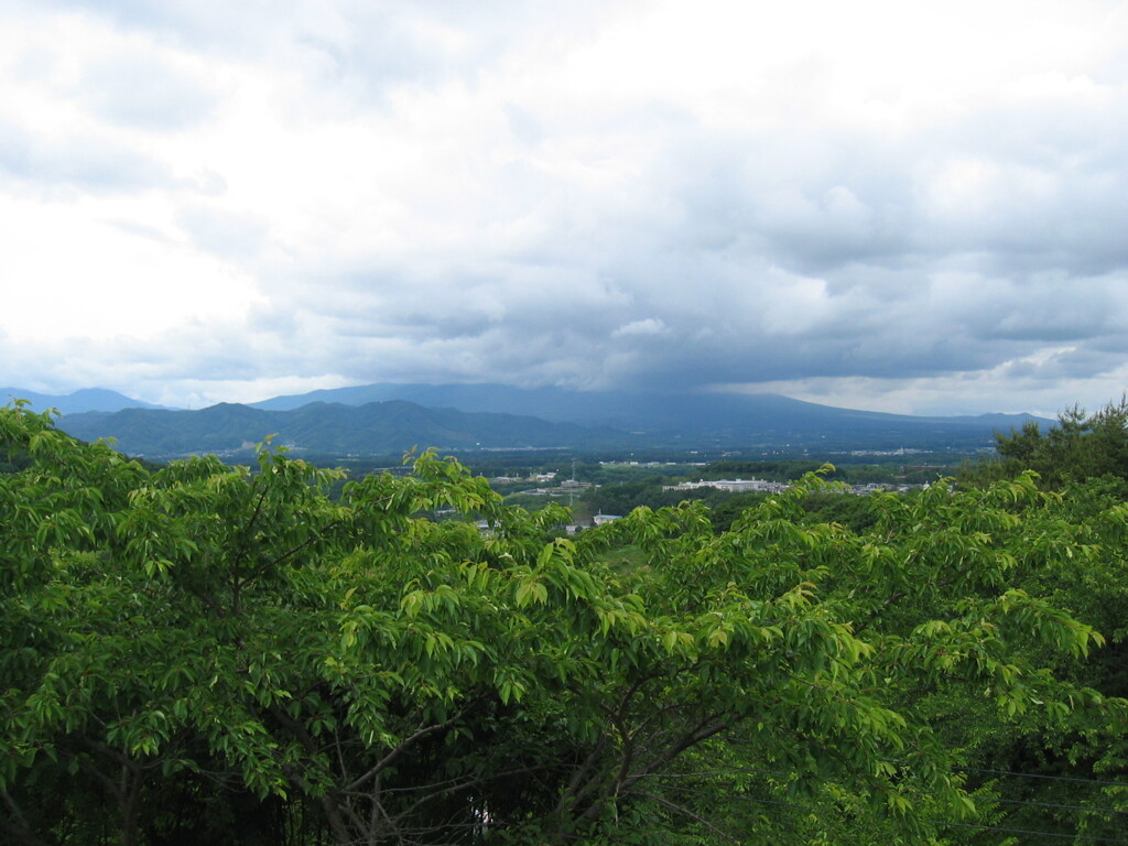 2003/06/15_松園展望台から岩手山を望む