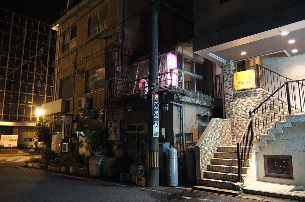2014/11/18_魚津の夜の気になる店