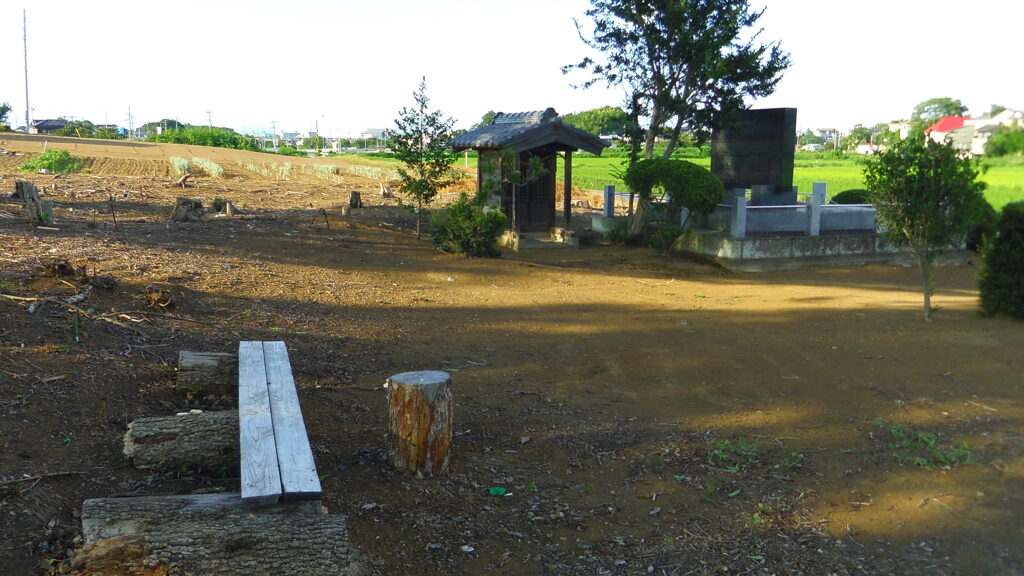 2013/07/15_地神神社（没カット）