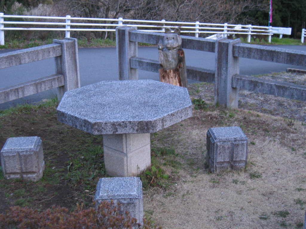 2012/04/08_大附の休憩所