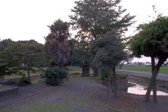 2015/07/11_夕暮れの弁財天神社（没カット）