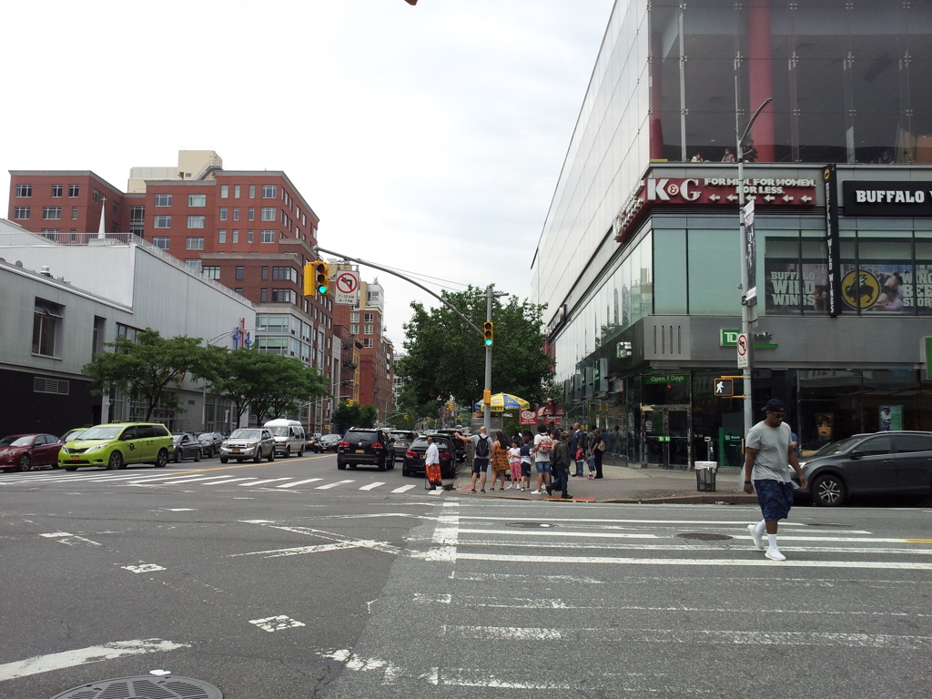 2019/06/16_フレデリック・ダグラス通りと125ストリート交差点