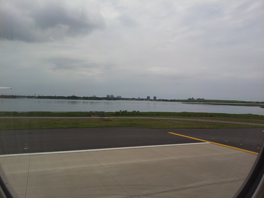 2019/06/17_機窓風景 ジョン・F・ケネディー空港