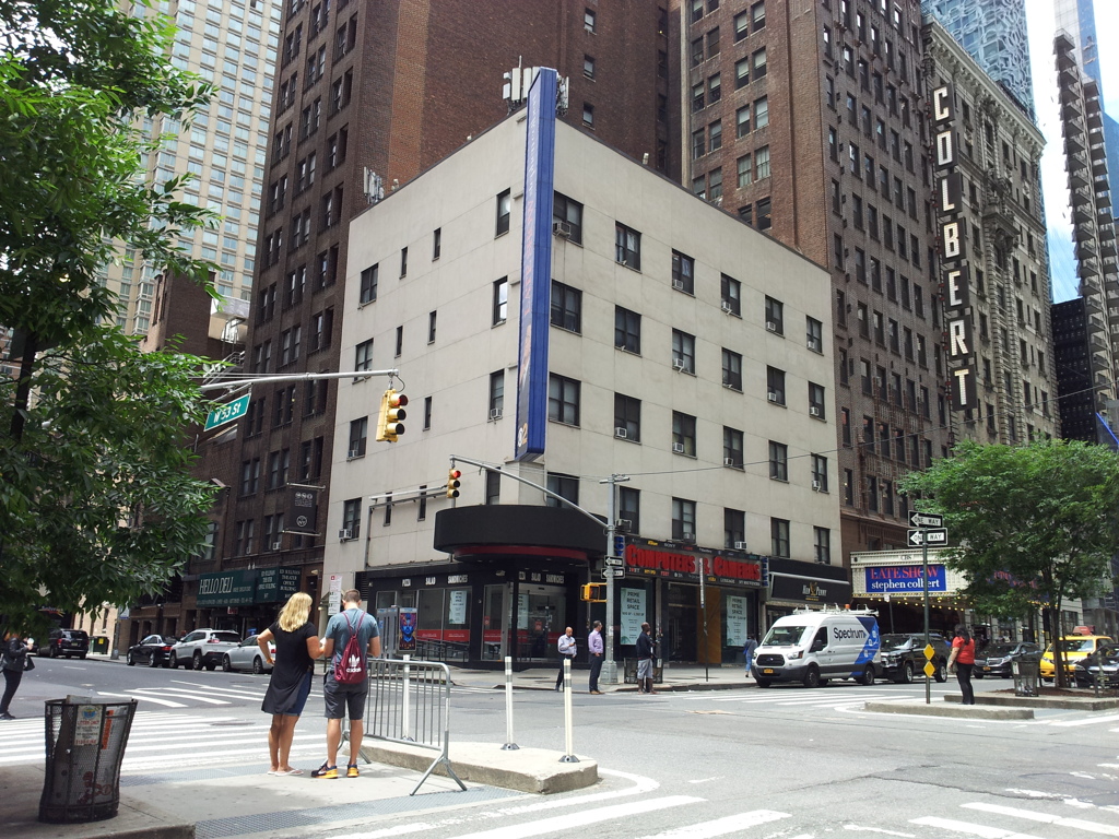 2019/06/14_ブロードウェイと53ストリート交差点