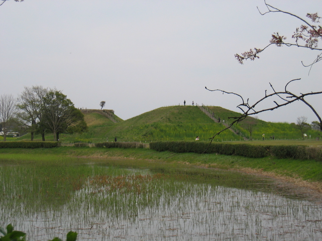 2012/04/15_さきたま古墳公園 稲荷山古墳