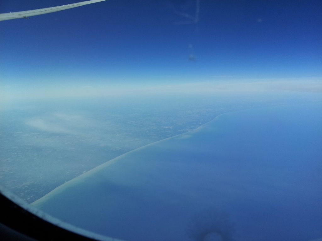2019/06/14_機窓風景 ミシガン湖