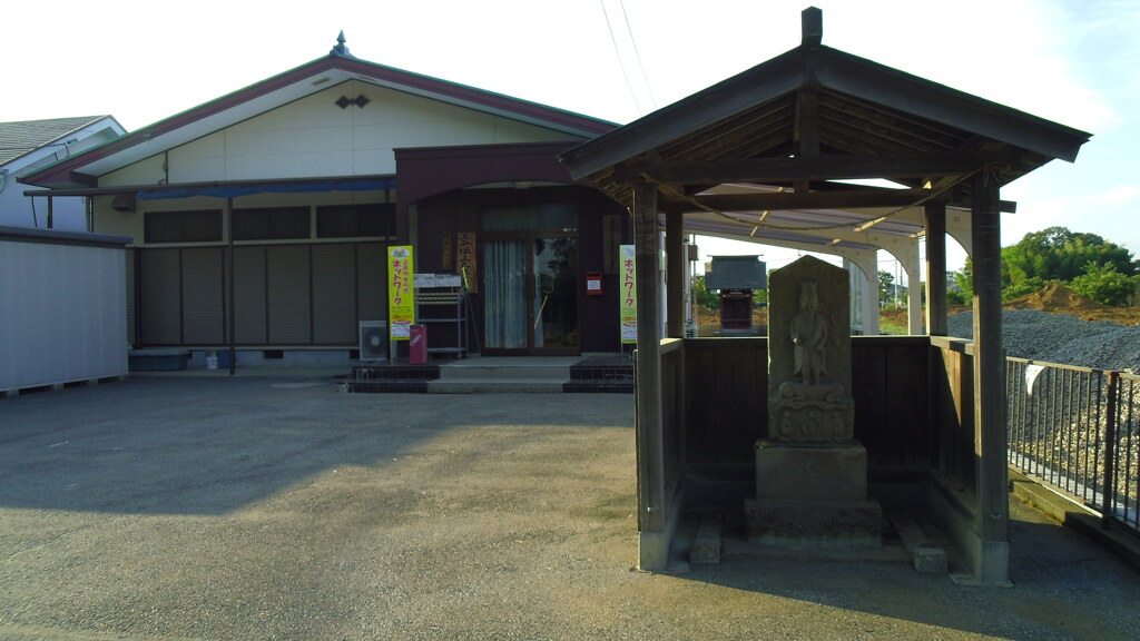 2012/08/26_平塚の庚申塔と上平塚区民センター