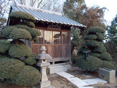 2013/02/09_幸福寺の向かいの大弁財天