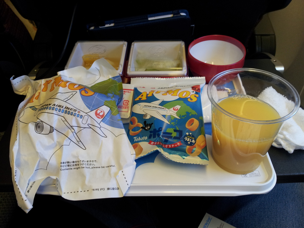 2019/06/14_羽田発ニューヨーク行きJALの機内食