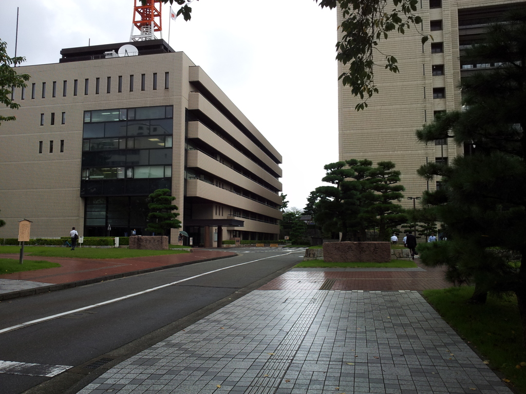 2019/09/24_福井城址 県警本部と県庁