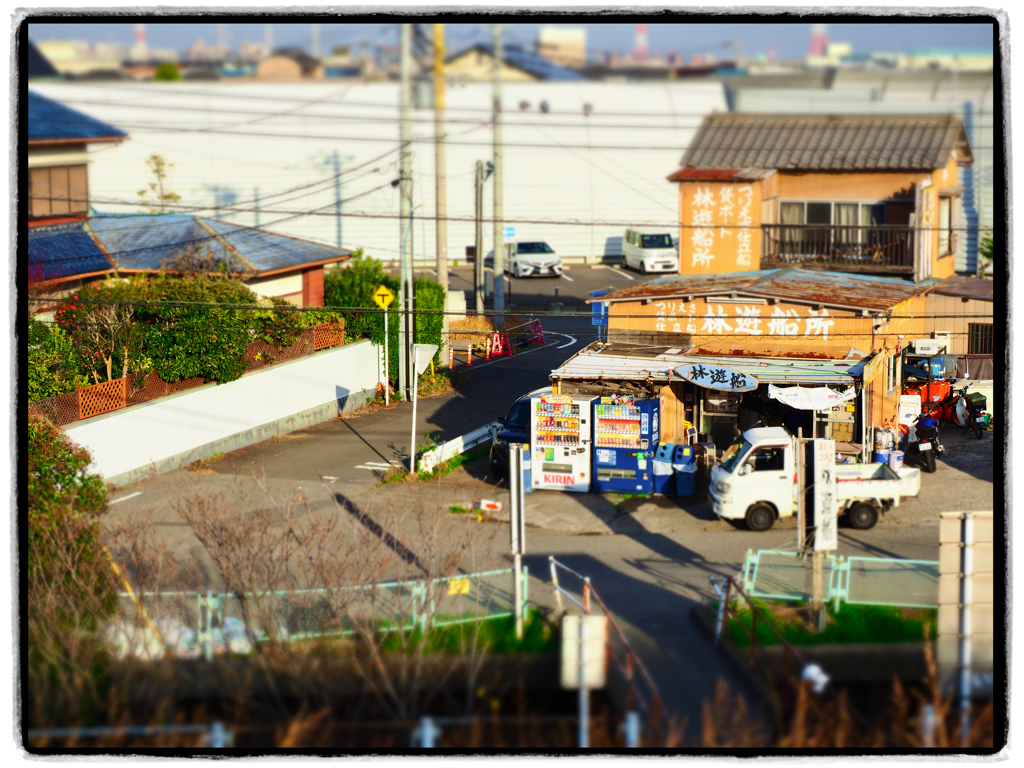 丁字路のある風景