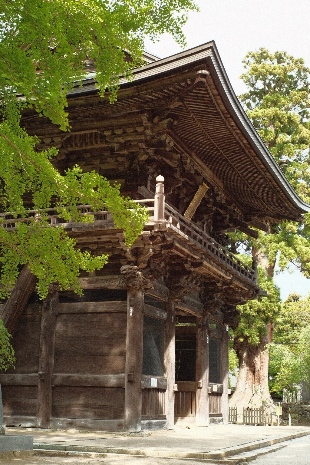 門