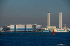 ブルーな横浜湾