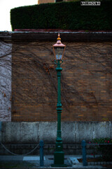 県庁脇の街灯（ガス灯）