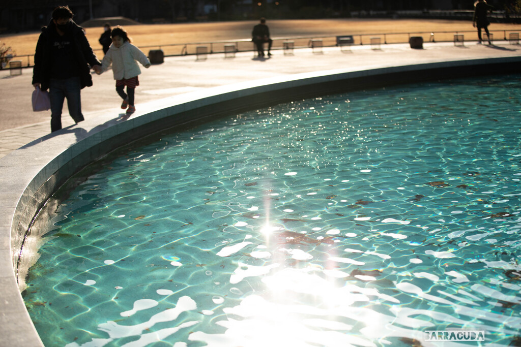 日比谷公園散策　噴水と親子