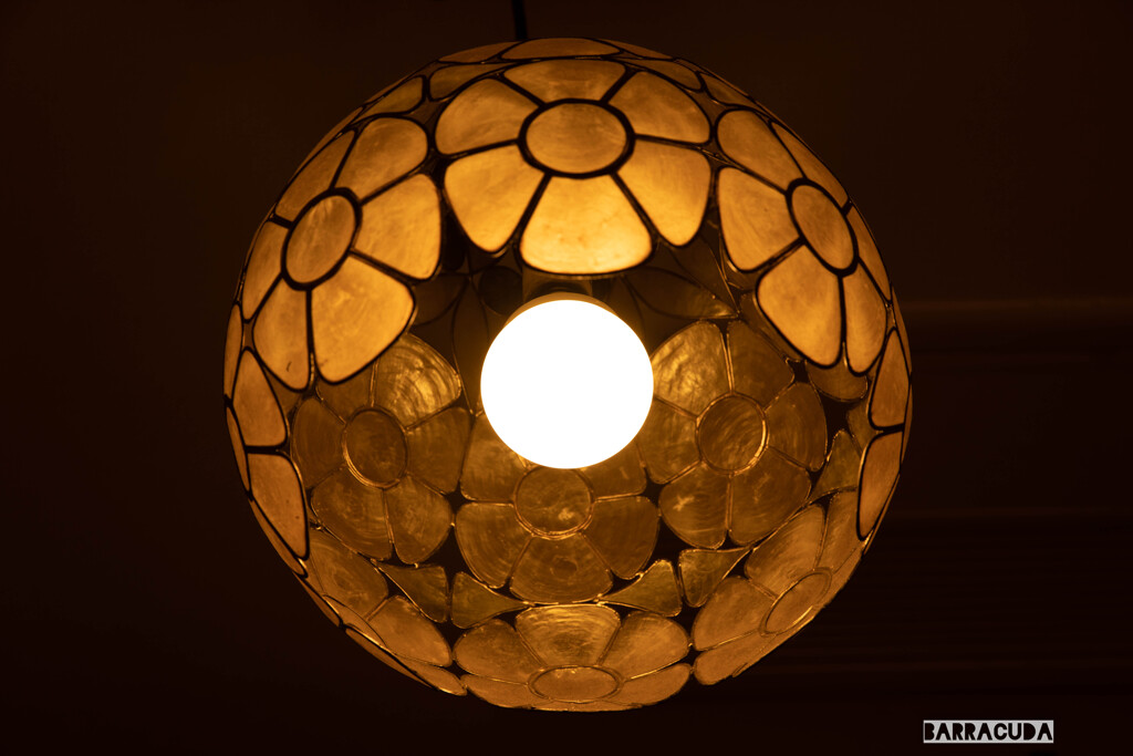 中華街のお店の照明