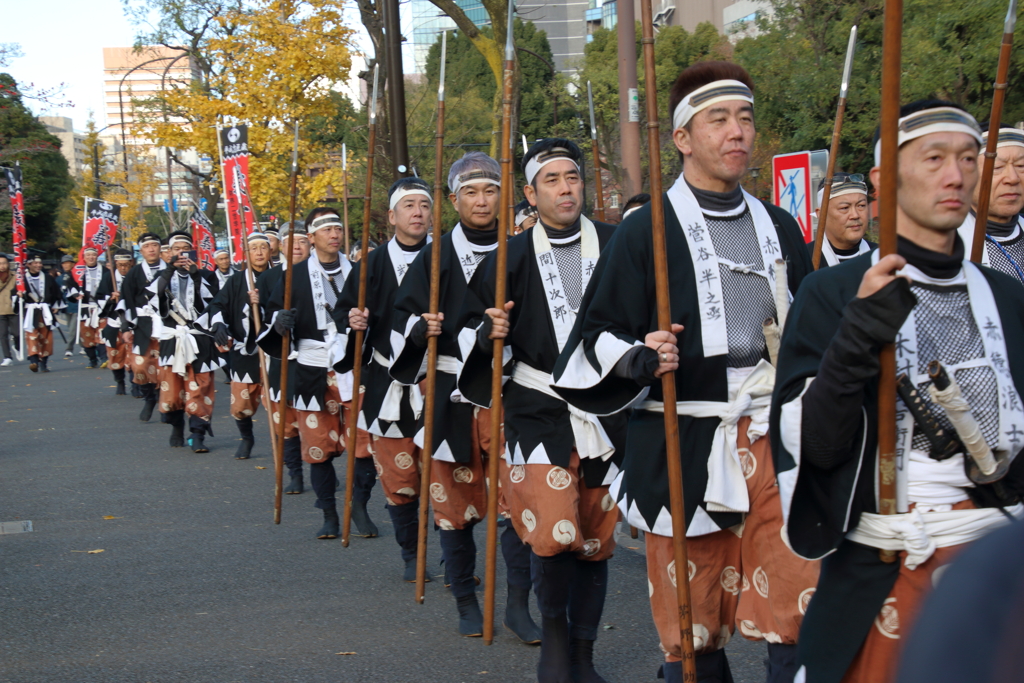 赤穂浪士の勇姿を見る