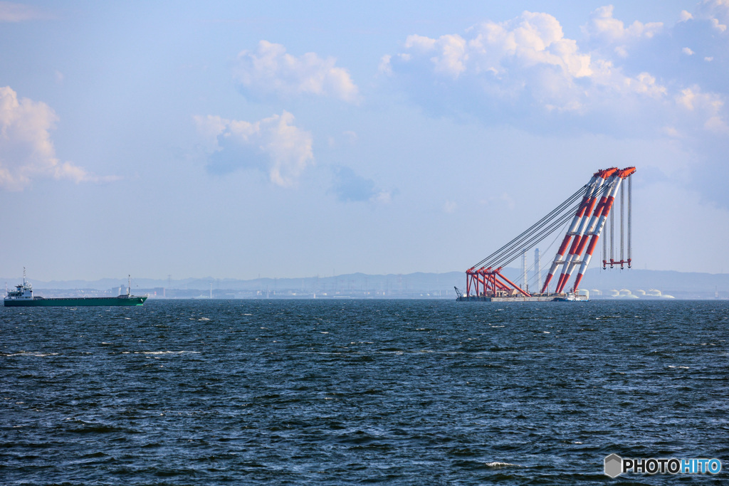 東京湾に「浮かぶ三角定規」その2