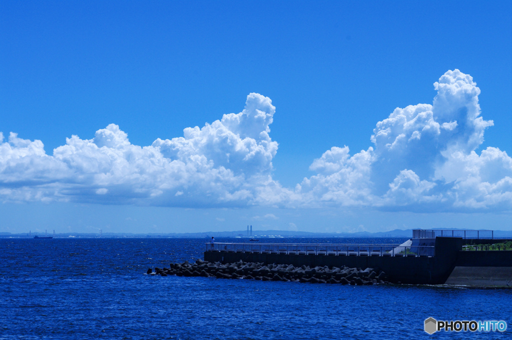 浦安境川河口昼景　残暑の中で