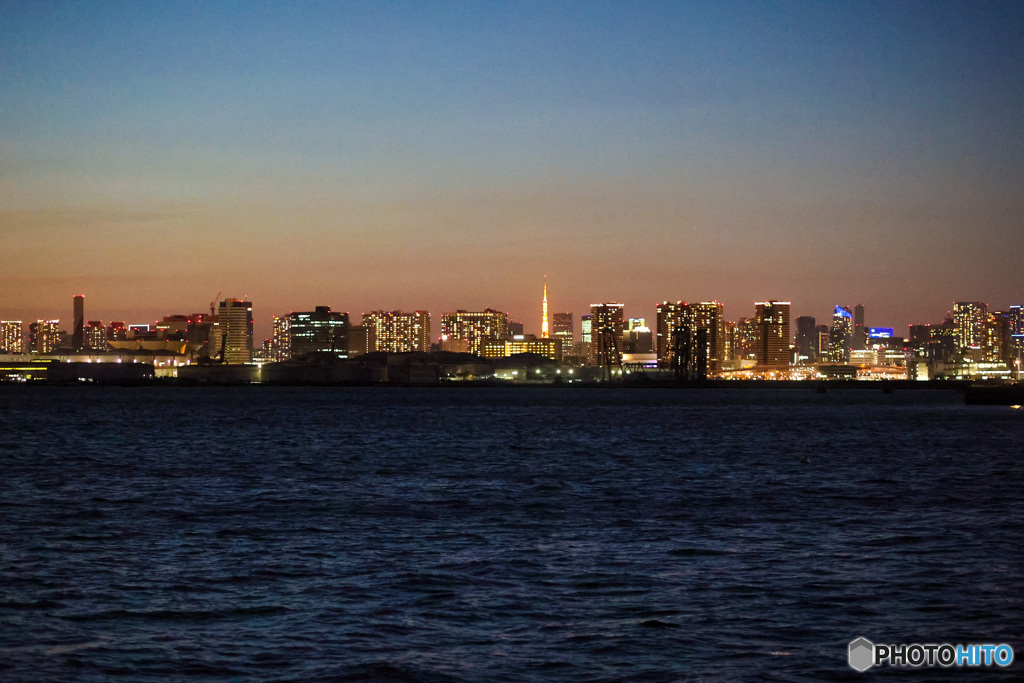 東京タワーのある夕景