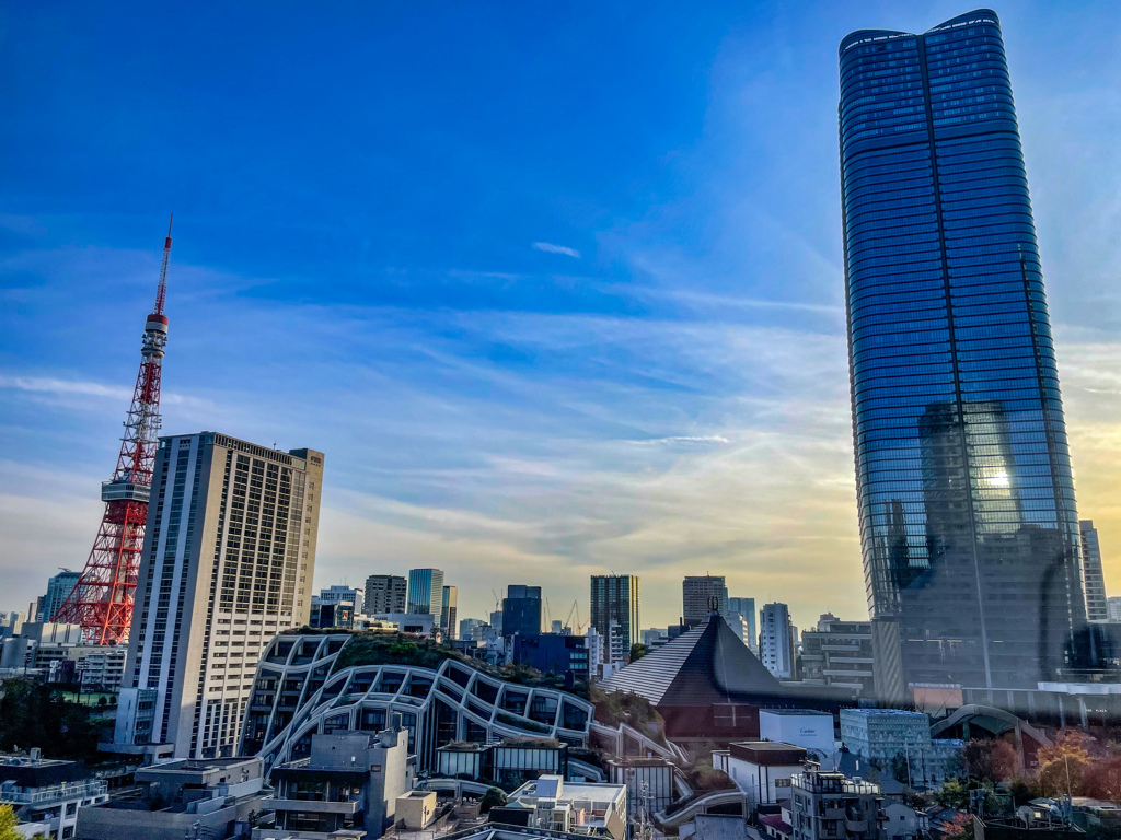 完成　麻布台ヒルズは、東京タワーより高く見えます