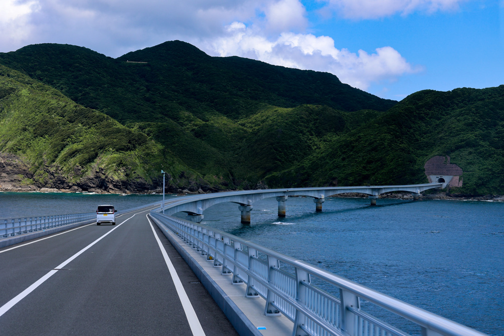 甑島の思い出　中甑島と下甑島結ぶ　甑大橋