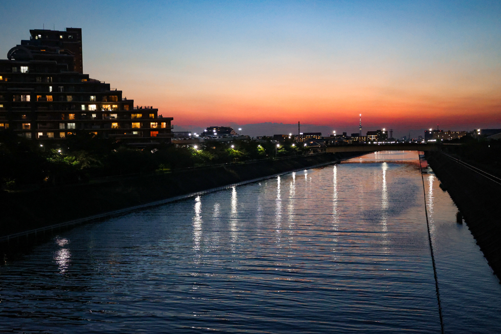 浦安境川夕景　3連休の終わりに