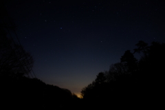 雲間の星空