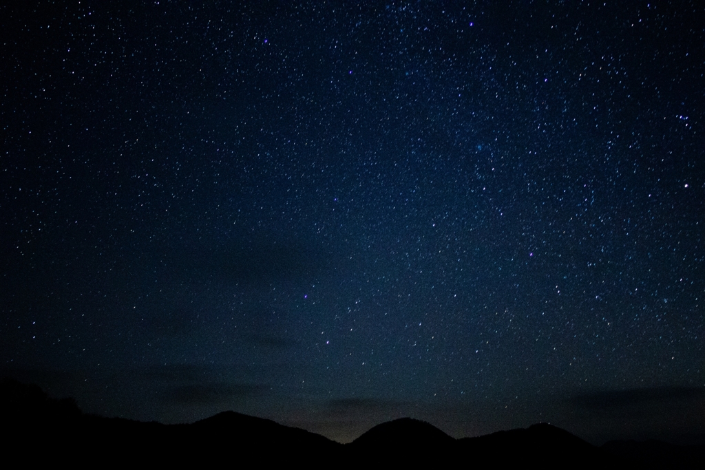 蒜山三座と星空