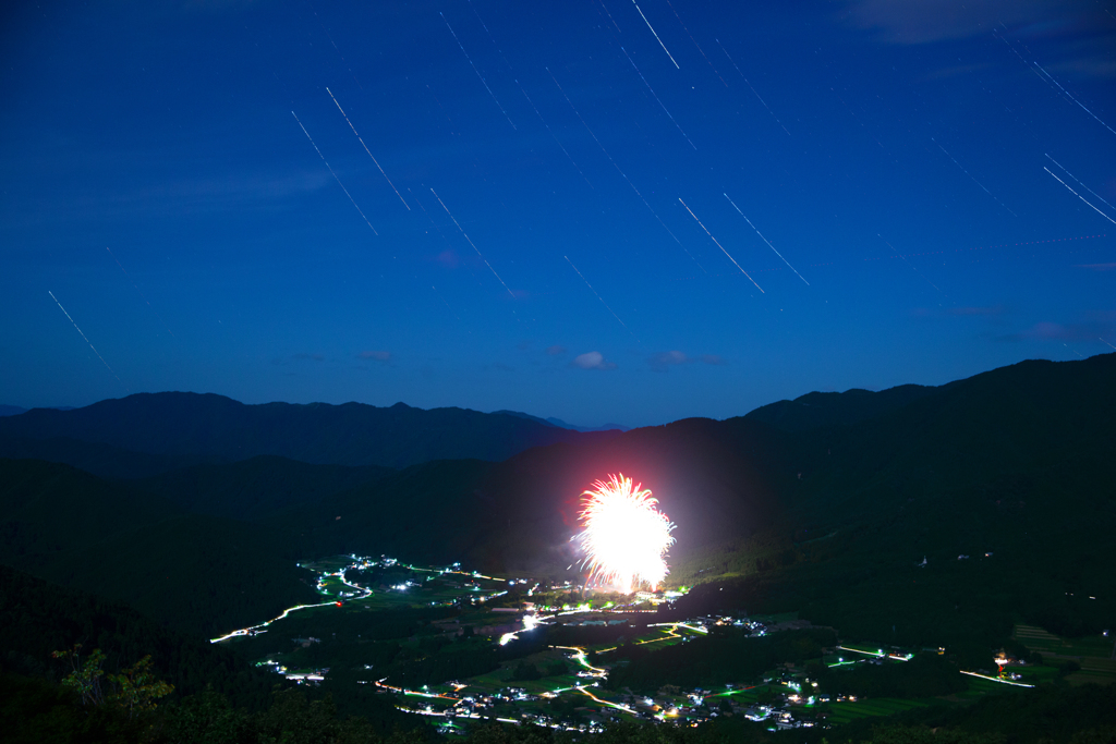 東粟倉村夏祭り花火大会-広角①（全部載せ）