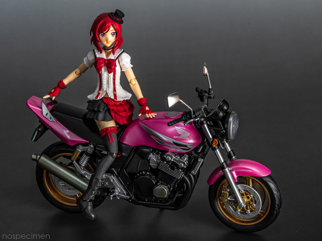 S.H.Figuarts ホンダ CB400SF スーフォア ＋ 西木野真姫