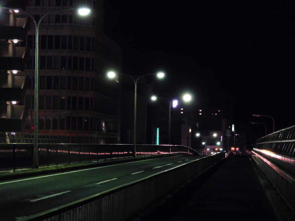 夜の橋