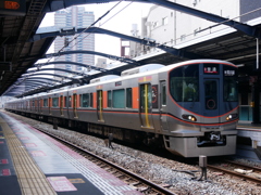 323系　その1