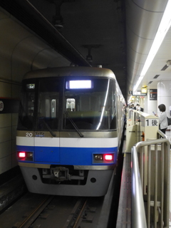福岡市交通局2000系　その1