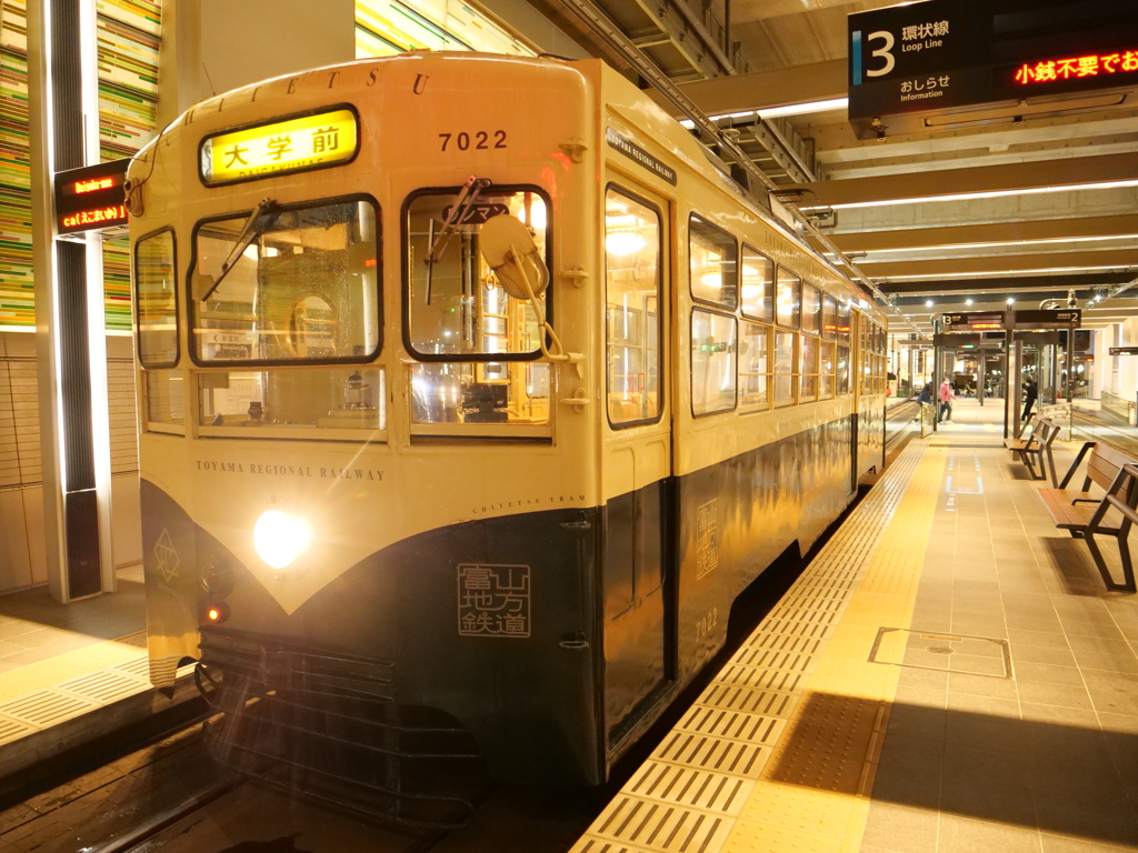 富山地鉄・7000形　その5