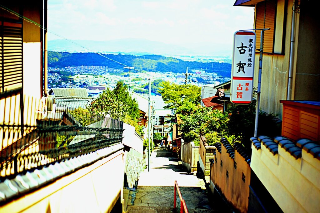 生駒門前町　旅館街
