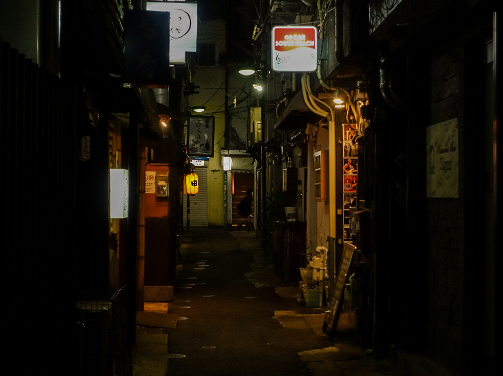 歩きたくなる路地　〜福岡 人形小路2〜