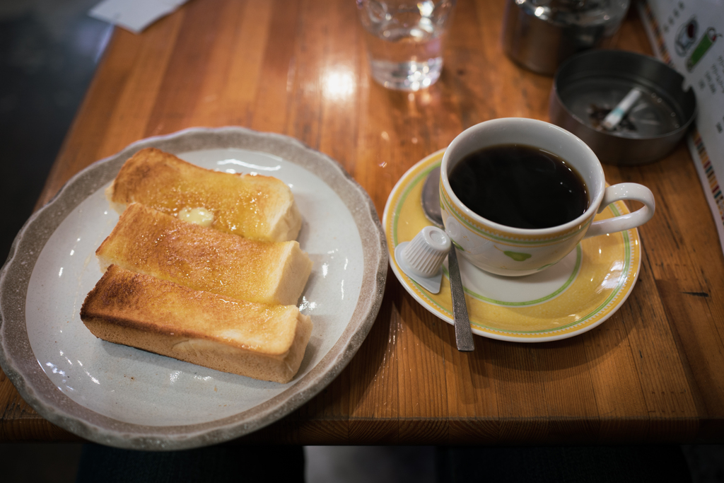 喫茶店にて