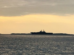 佇む艦船
